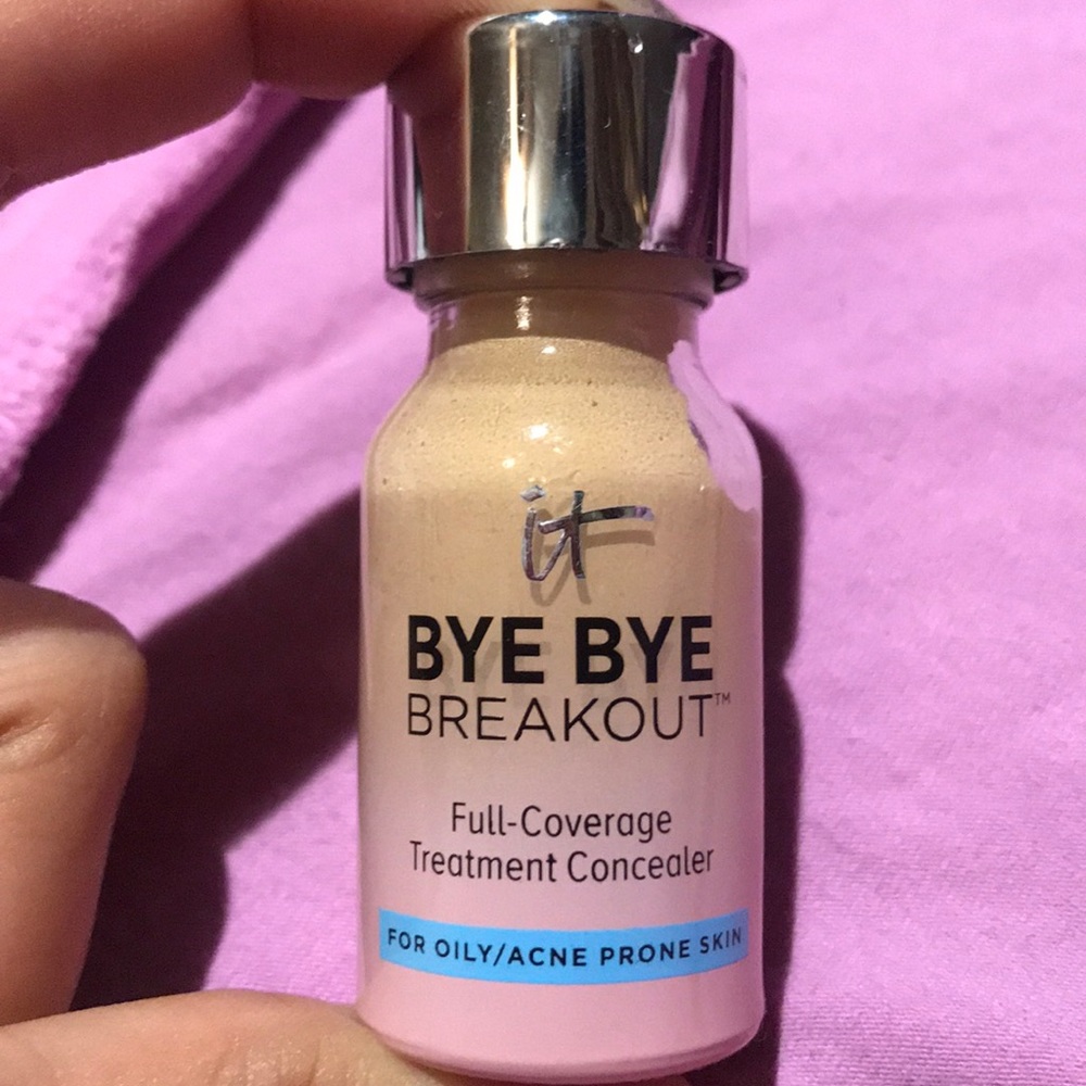 Bye Bye Breakout Full Coverage Concealer